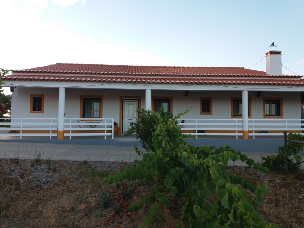 Villa Corvos E Cadavais à Almodôvar Extérieur photo